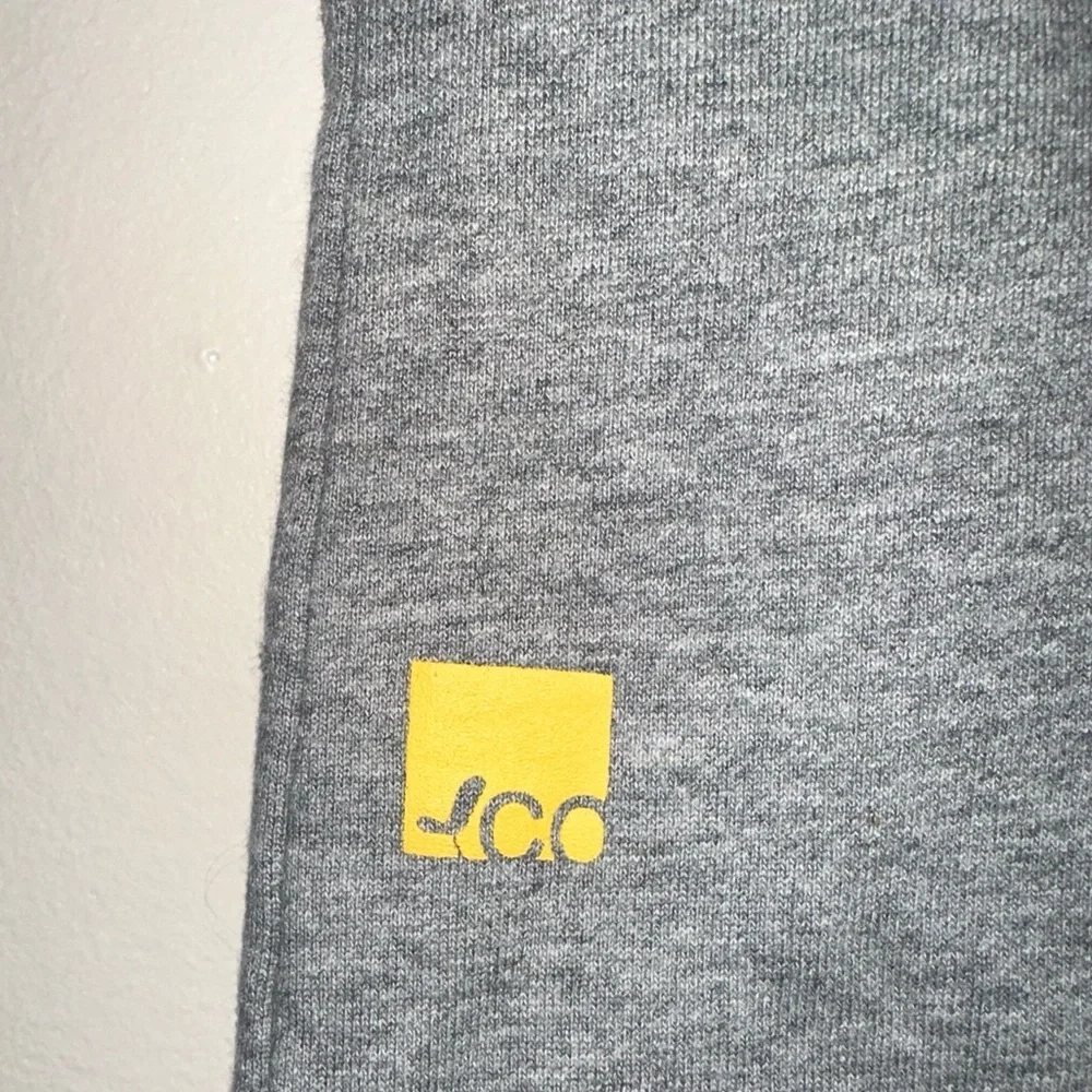 Community Size M - Picture 7 of 8